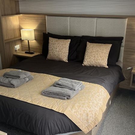 Pet Friendly 2-Bed Lodge Near Preston & Blackpool Bagian luar foto